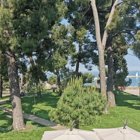 Apartament Emily Deluxe Superior 5 Star Apartment, Your Piece Of Heaven With Sea & Park View *